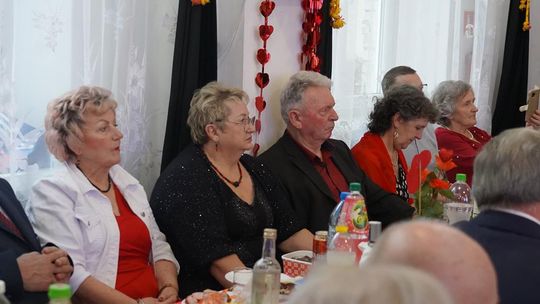 Seniorzy z "Oazy Radości" celebrują miłość! [GALERIA ZDJĘĆ]