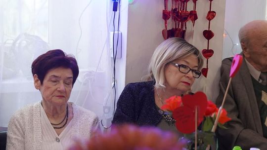 Seniorzy z "Oazy Radości" celebrują miłość! [GALERIA ZDJĘĆ]