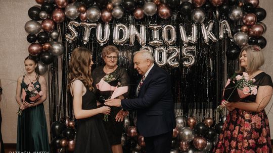 Studniówka 2025 - Zespół Szkół nr 1 im. Tadeusza Kościuszki w Krasnymstawie [GALERIA ZDJĘĆ]