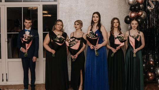 Studniówka 2025 - Zespół Szkół nr 1 im. Tadeusza Kościuszki w Krasnymstawie [GALERIA ZDJĘĆ]