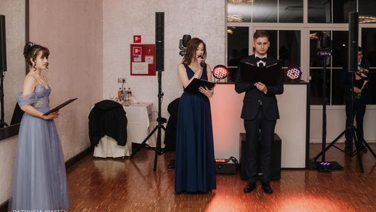 Studniówka 2025 - Zespół Szkół nr 1 im. Tadeusza Kościuszki w Krasnymstawie [GALERIA ZDJĘĆ]