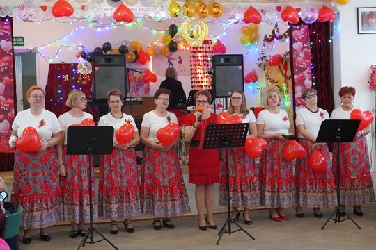 Seniorzy z "Oazy Radości" celebrują miłość! [GALERIA ZDJĘĆ]