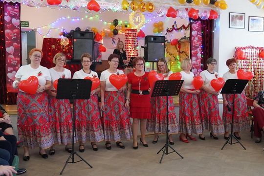 Seniorzy z "Oazy Radości" celebrują miłość! [GALERIA ZDJĘĆ]