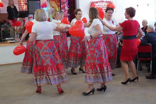 Seniorzy z "Oazy Radości" celebrują miłość! [GALERIA ZDJĘĆ]