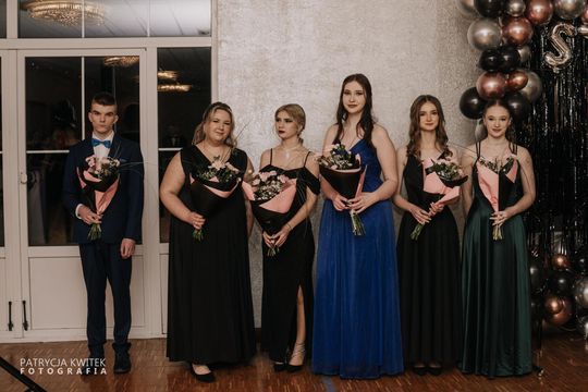 Studniówka 2025 - Zespół Szkół nr 1 im. Tadeusza Kościuszki w Krasnymstawie [GALERIA ZDJĘĆ]