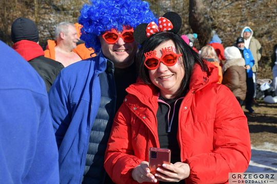 Wielkie walentynkowe morsowanie w Tuligłowach [GALERIA ZDJĘĆ]