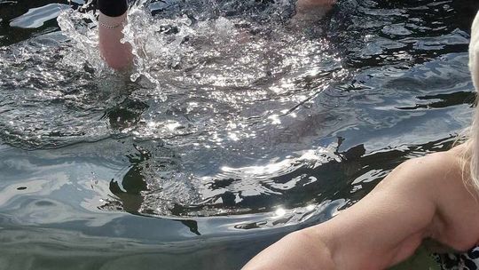 Okuninka. Włodawskim morsom też zawsze gorąco [GALERIA ZDJĘĆ]