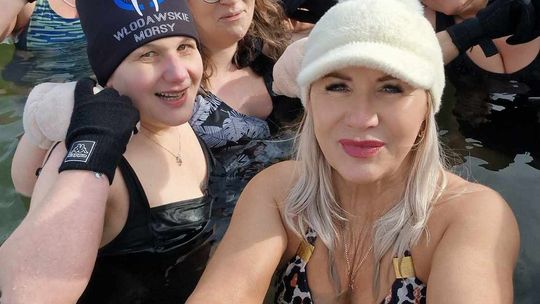 Okuninka. Włodawskim morsom też zawsze gorąco [GALERIA ZDJĘĆ]