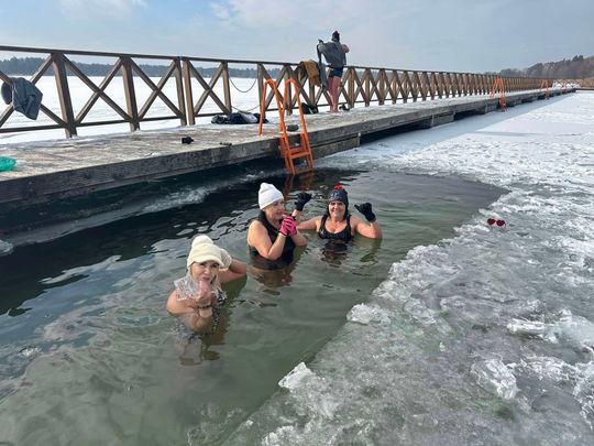 Okuninka. Włodawskim morsom też zawsze gorąco [GALERIA ZDJĘĆ]