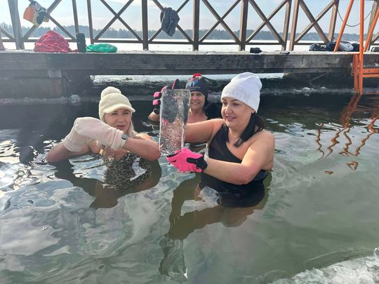 Okuninka. Włodawskim morsom też zawsze gorąco [GALERIA ZDJĘĆ]