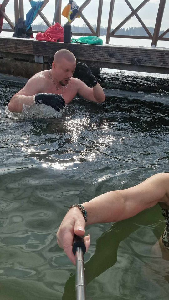 Okuninka. Włodawskim morsom też zawsze gorąco [GALERIA ZDJĘĆ]