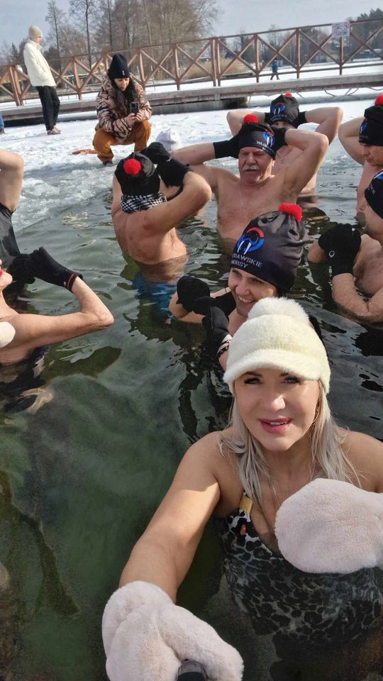 Okuninka. Włodawskim morsom też zawsze gorąco [GALERIA ZDJĘĆ]