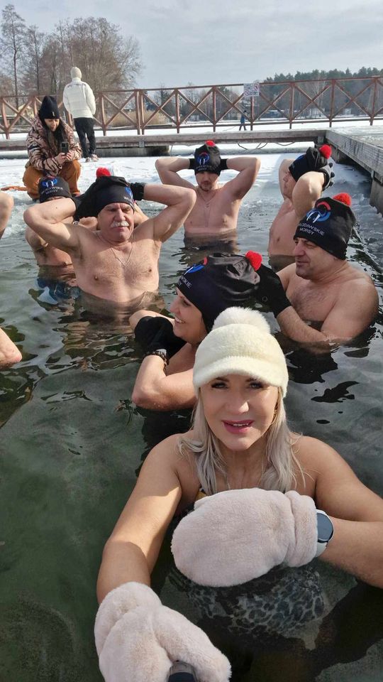 Okuninka. Włodawskim morsom też zawsze gorąco [GALERIA ZDJĘĆ]