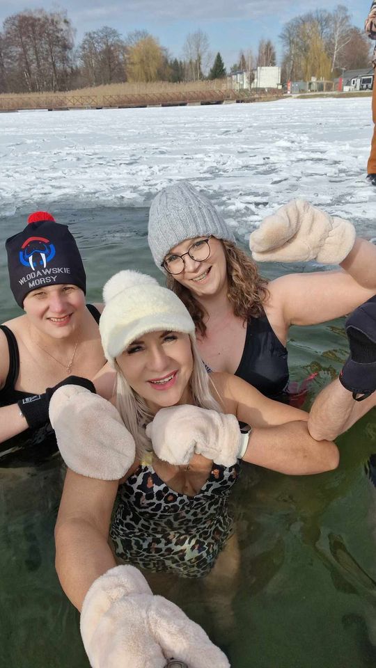 Okuninka. Włodawskim morsom też zawsze gorąco [GALERIA ZDJĘĆ]