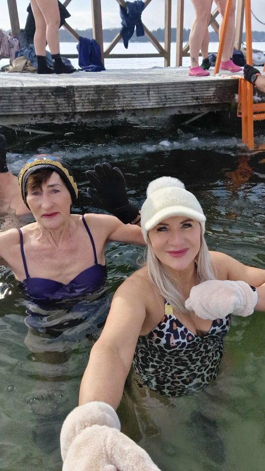 Okuninka. Włodawskim morsom też zawsze gorąco [GALERIA ZDJĘĆ]