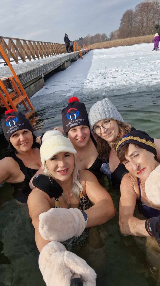 Okuninka. Włodawskim morsom też zawsze gorąco [GALERIA ZDJĘĆ]