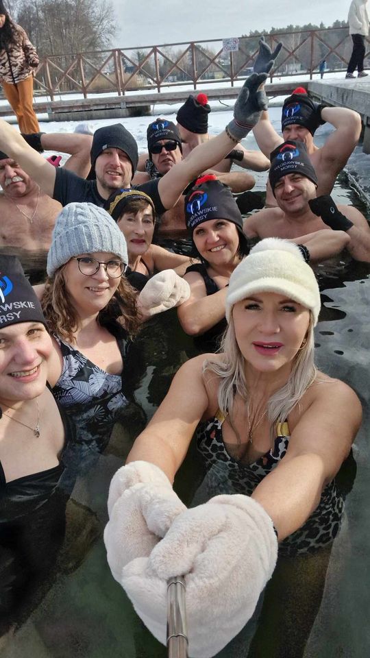 Okuninka. Włodawskim morsom też zawsze gorąco [GALERIA ZDJĘĆ]