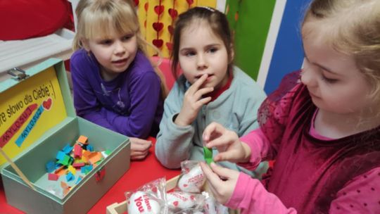 Chełm. Walentynkowy dar serca dla Szymonka od przedszkolaków [GALERIA ZDJĘĆ]