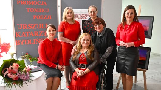 Gm. Rejowiec Fabryczny. Literacki wieczór w GOK – promocja tomiku poezji Urszuli Katarzyny Bydlińskiej [GALERIA ZDJĘĆ]