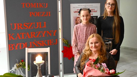 Gm. Rejowiec Fabryczny. Literacki wieczór w GOK – promocja tomiku poezji Urszuli Katarzyny Bydlińskiej [GALERIA ZDJĘĆ]