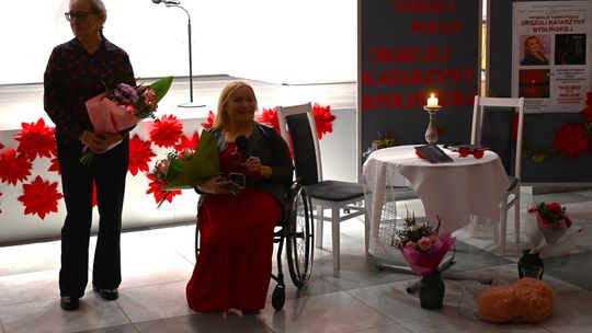 Gm. Rejowiec Fabryczny. Literacki wieczór w GOK – promocja tomiku poezji Urszuli Katarzyny Bydlińskiej [GALERIA ZDJĘĆ]