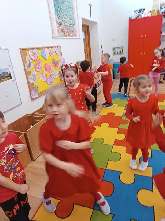 Chełm. Walentynkowy dar serca dla Szymonka od przedszkolaków [GALERIA ZDJĘĆ]