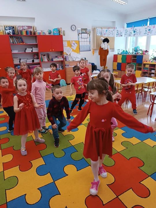 Chełm. Walentynkowy dar serca dla Szymonka od przedszkolaków [GALERIA ZDJĘĆ]