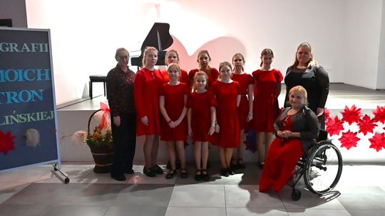 Gm. Rejowiec Fabryczny. Literacki wieczór w GOK – promocja tomiku poezji Urszuli Katarzyny Bydlińskiej [GALERIA ZDJĘĆ]