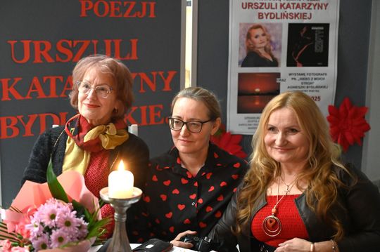 Gm. Rejowiec Fabryczny. Literacki wieczór w GOK – promocja tomiku poezji Urszuli Katarzyny Bydlińskiej [GALERIA ZDJĘĆ]