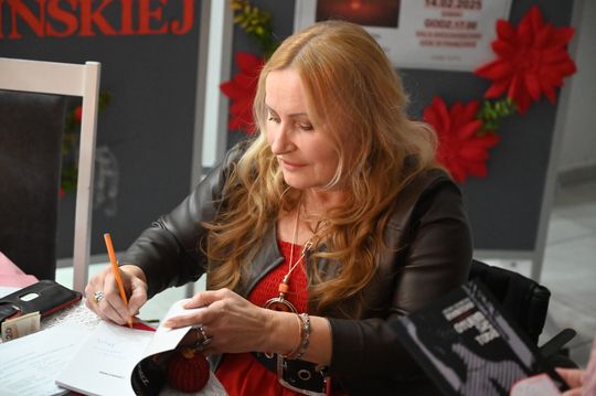 Gm. Rejowiec Fabryczny. Literacki wieczór w GOK – promocja tomiku poezji Urszuli Katarzyny Bydlińskiej [GALERIA ZDJĘĆ]