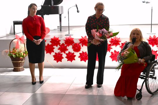 Gm. Rejowiec Fabryczny. Literacki wieczór w GOK – promocja tomiku poezji Urszuli Katarzyny Bydlińskiej [GALERIA ZDJĘĆ]