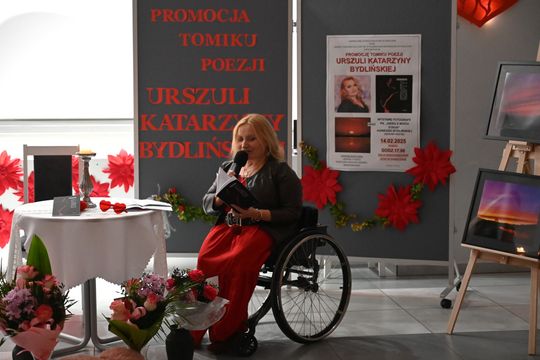 Gm. Rejowiec Fabryczny. Literacki wieczór w GOK – promocja tomiku poezji Urszuli Katarzyny Bydlińskiej [GALERIA ZDJĘĆ]