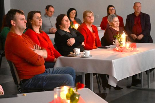 Gm. Rejowiec Fabryczny. Literacki wieczór w GOK – promocja tomiku poezji Urszuli Katarzyny Bydlińskiej [GALERIA ZDJĘĆ]