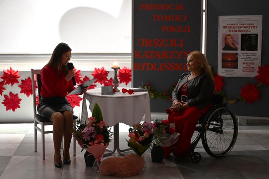 Gm. Rejowiec Fabryczny. Literacki wieczór w GOK – promocja tomiku poezji Urszuli Katarzyny Bydlińskiej [GALERIA ZDJĘĆ]