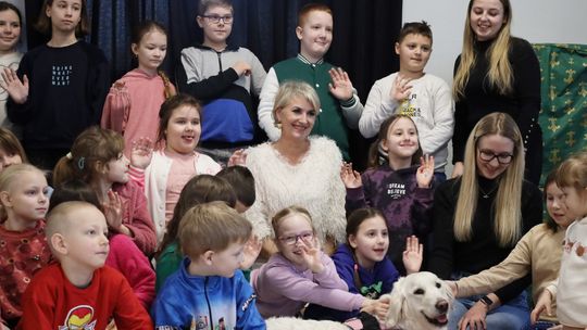 Gm. Leśniowice. Wesołe ferie w SOK. Była nawet dogoterapia [GALERIA ZDJĘĆ]