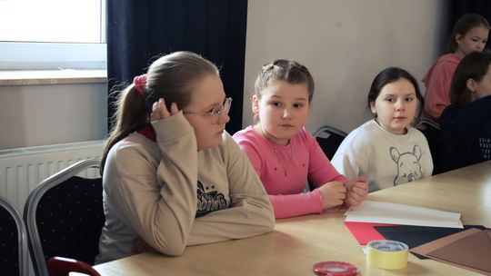 Gm. Leśniowice. Wesołe ferie w SOK. Była nawet dogoterapia [GALERIA ZDJĘĆ]