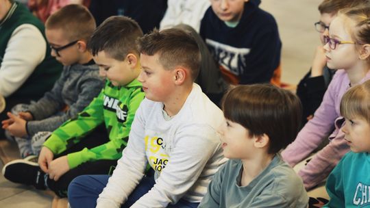 Gm. Leśniowice. Wesołe ferie w SOK. Była nawet dogoterapia [GALERIA ZDJĘĆ]