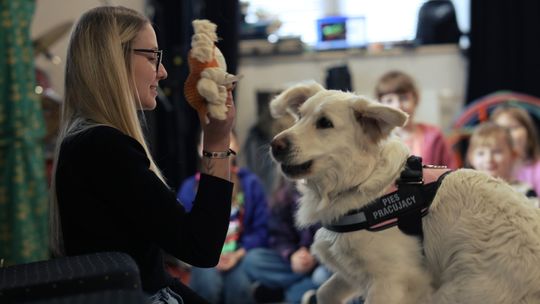 Gm. Leśniowice. Wesołe ferie w SOK. Była nawet dogoterapia [GALERIA ZDJĘĆ]