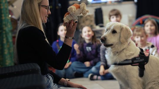 Gm. Leśniowice. Wesołe ferie w SOK. Była nawet dogoterapia [GALERIA ZDJĘĆ]