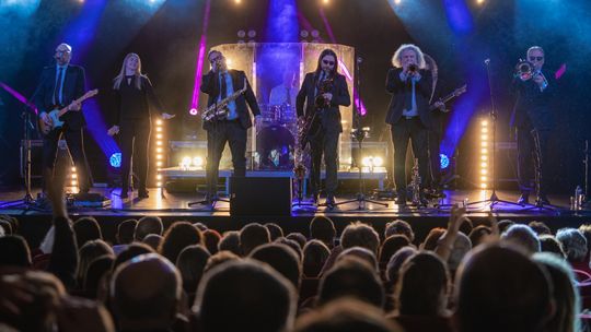 Poparzeni Kawą Trzy we Włodawskim Domu Kultury. Fantastyczny koncert! [GALERIA ZDJĘĆ]