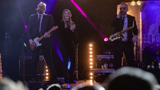 Poparzeni Kawą Trzy we Włodawskim Domu Kultury. Fantastyczny koncert! [GALERIA ZDJĘĆ]