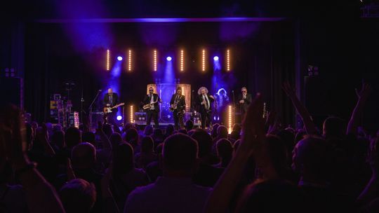 Poparzeni Kawą Trzy we Włodawskim Domu Kultury. Fantastyczny koncert! [GALERIA ZDJĘĆ]