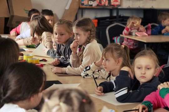 Gm. Leśniowice. Wesołe ferie w SOK. Była nawet dogoterapia [GALERIA ZDJĘĆ]