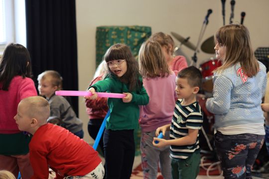 Gm. Leśniowice. Wesołe ferie w SOK. Była nawet dogoterapia [GALERIA ZDJĘĆ]