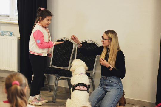 Gm. Leśniowice. Wesołe ferie w SOK. Była nawet dogoterapia [GALERIA ZDJĘĆ]