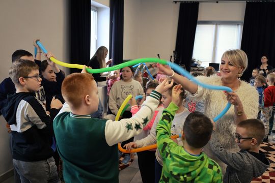 Gm. Leśniowice. Wesołe ferie w SOK. Była nawet dogoterapia [GALERIA ZDJĘĆ]