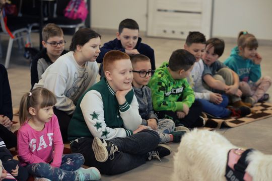 Gm. Leśniowice. Wesołe ferie w SOK. Była nawet dogoterapia [GALERIA ZDJĘĆ]