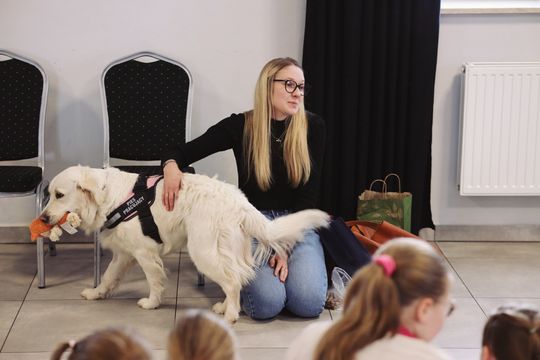 Gm. Leśniowice. Wesołe ferie w SOK. Była nawet dogoterapia [GALERIA ZDJĘĆ]