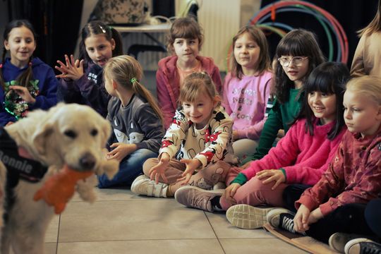 Gm. Leśniowice. Wesołe ferie w SOK. Była nawet dogoterapia [GALERIA ZDJĘĆ]