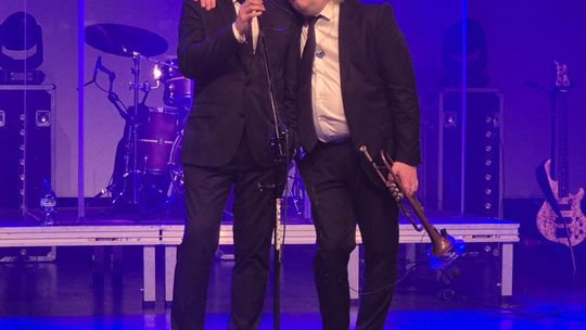 Chełm. Poparzeni Kawą Trzy zagrali w Chełmskim Domu Kultury [GALERIA ZDJĘĆ]